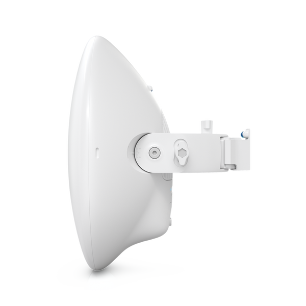 Ubiquiti - Wave-Nano-EU - 60 GHz PtMP station, Max. total throughput: 2 Gbps (1.5 Gbps duplex), 5 GHz weatherproof backup radio (Max. throughput: 800 Mbps), (1) GbE RJ45 port, Integrated GPS & Bluetoo [Wave-Nano-EU]