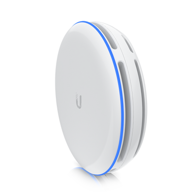 Ubiquiti - UBB-XG - 60 GHz wireless PtP bridge, 500 m (1,640 ft) maximum range, 60 GHz & 5 GHz dual-radio redundancy, x1 10G SFP+ and x1 GbE PoE++ port, 5 GHz (866.6 Mbps) and 60GHz (6000 Mbps), Power [UBB-XG-EU]