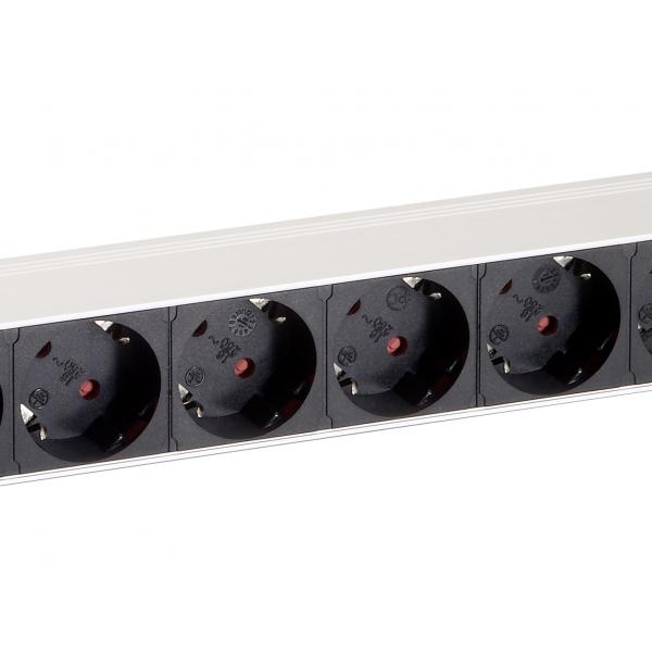 Equip 8-Outlet Power Distribution Unit [333293]