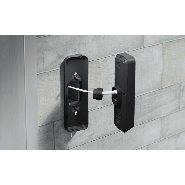 Ubiquiti - UVC-G4 Doorbell Pro PoE Kit - UniFi Doorbell with Improved HDR and low-light performance, Programmable welcome display and secondary package-detection camera, 6 m (20 ft) IR night vision, W [UVC-G4DoorbellProPoEKit]