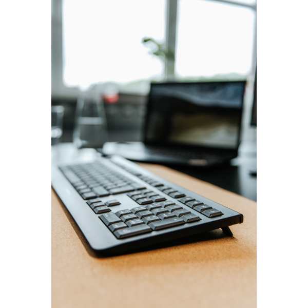 Cherry KW 3000 - Keyboard - Wireless - QWERTY - Black [JK-3000EU-2]