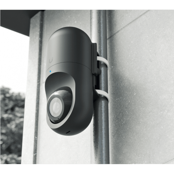 Ubiquiti - UACC-Flex-Cam-PWM-Nero - Supporto Flex Pro - Versatile supporto da parete o da palo resistente alle intemperie per le telecamere G3 e G5 Flex [UACC-Flex-Cam-PWM-Black]