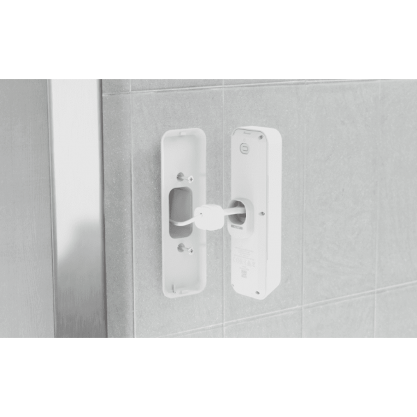 Ubiquiti - UVC-G4 Doorbell Pro PoE Kit-White - UniFi Doorbell with Improved HDR and low-light performance, Programmable welcome display and secondary package-detection camera, 6 m (20 ft) IR night vis [UVC-G4DoorbellProPoEKit-White]