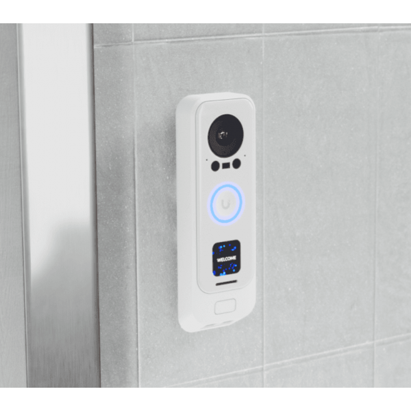 Ubiquiti - UVC-G4 Doorbell Pro PoE Kit-White - UniFi Doorbell with Improved HDR and low-light performance, Programmable welcome display and secondary package-detection camera, 6 m (20 ft) IR night vis [UVC-G4DoorbellProPoEKit-White]