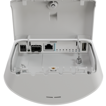 MikroTik, mANTBox ax 15s with with dual-core ARM IPQ-5010 800 MHz CPU, 256MB RAM, 1x2.5Gigabit SFP port, 1xGigabit LAN, built-in dual-band 2.4 GHz 802.11b/g/n/ax dual-chain, 5 GHz 802.11a/n/ac/ax dual [L22UGS-5HaxD2HaxD-15S]