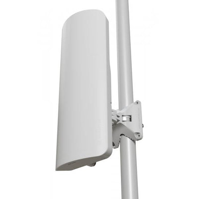 MikroTik, mANTBox ax 15s with with dual-core ARM IPQ-5010 800 MHz CPU, 256MB RAM, 1x2.5Gigabit SFP port, 1xGigabit LAN, built-in dual-band 2.4 GHz 802.11b/g/n/ax dual-chain, 5 GHz 802.11a/n/ac/ax dual [L22UGS-5HaxD2HaxD-15S]
