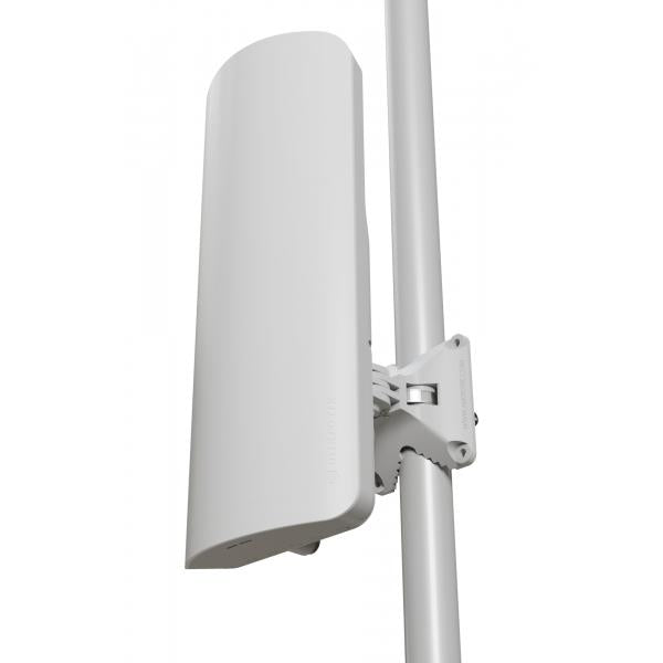 MikroTik, mANTBox ax 15s with with dual-core ARM IPQ-5010 800 MHz CPU, 256MB RAM, 1x2.5Gigabit SFP port, 1xGigabit LAN, built-in dual-band 2.4 GHz 802.11b/g/n/ax dual-chain, 5 GHz 802.11a/n/ac/ax dual [L22UGS-5HaxD2HaxD-15S]