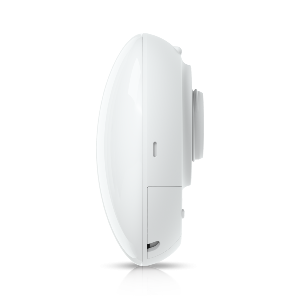 Ubiquiti - Wave-Pico-EU - Compact 60 GHz PtMP station, Max. total throughput: 2 Gbps (1.5 Gbps duplex), 5 GHz weatherproof backup radio (Max. throughput: 800 Mbps), (1) GbE RJ45 port, Integrated Bluet [Wave-Pico-EU]