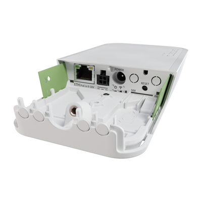MikroTik - wAP LTE Kit with 650MHz CPU, 64MB RAM, 1xLAN, built-in 2.4Ghz 802.11b/g/n Dual Chain wireless with integrated antenna, LTE modem (for International bands 1/3/5/7/8/20/28/38/40/41, CAT4) wit [wAPR-2nD&EC200A-EU]