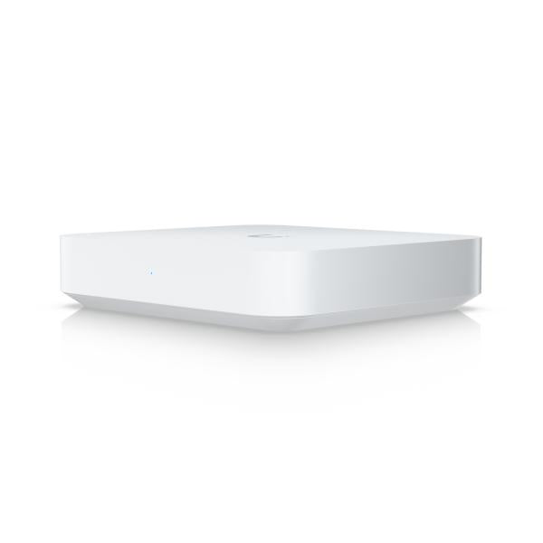 Ubiquiti - UXG-Max-EU - UniFi Gateway with Quad-core ARM Cortex-A53 at 1.5 GHz, 2GB DDR4 RAM, LAN x4 2.5 GbE RJ45 port, WAN x1 2.5 GbE RJ45 port and x1 10G SFP+ port [UXG-Max-EU]