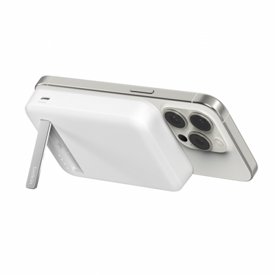 Belkin BoostCharge Pro 8000 mAh Carica wireless Bianco [BPD007BTWH]