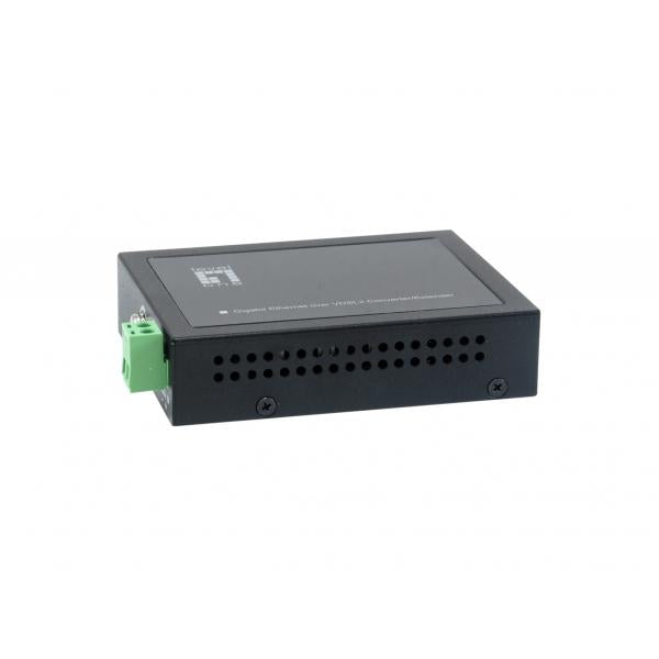 Level One 8-Port Fast Ethernet Switch-Plastic Case-Unshielded Port [FEU-0812]