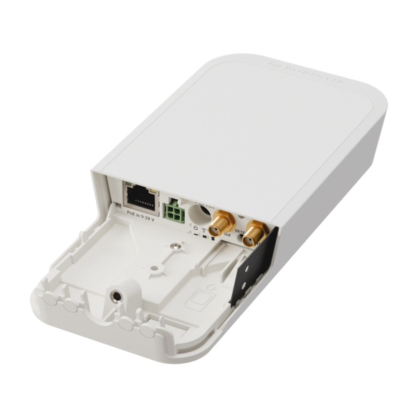 Mikrotik - wAP LR8G kit for 863-870MHz frequency (European Union. India etc.) - 650MHz CPU. 64MB RAM. 1xLAN. built-in 2.4Ghz 802.11b/g/n Dual Chain wireless with integrated antenna. R11e-LR8G card. Lo [RBwAPR-2nD&R11e-LR8G]