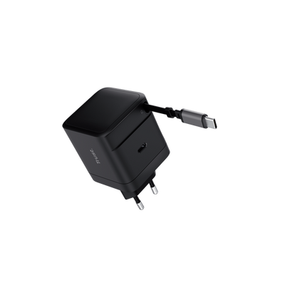 TRUST ALIMENTATORE/CARICABATTERIA 65W 1 PORTE USB-C + CAVO RETRATTILE USB-C - PLASTICA RICICLATA 50 [25805]