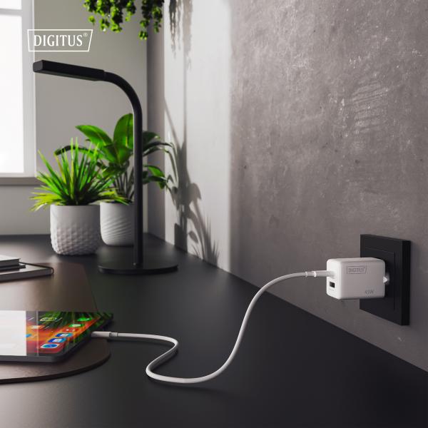 Digitus USB GaN Charger 45W - 1x USB-C - 1x USB-A - White [DA-10302]