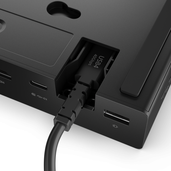 Lenovo ThinkPad USB4 Smart Dock 5500 with 135W Adapter Cablato Nero [40BC0135EU]