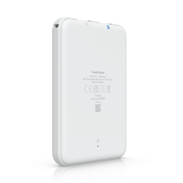 Ubiquiti - UTR - Un router da viaggio ultrasottile che estende istantaneamente la tua rete UniFi ovunque ti trovi, garantendo una connettività sicura anche in luoghi remoti senza interruzioni. [UTR]