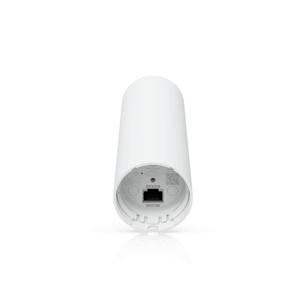 Ubiquiti - U7-Mesh - Wall/Ceiling Mount Indoor/Outdoor Weatherproofing IPX6 Dual-Band Wi-Fi 7 Access Point, 2.5x 1Gbps RJ45 port, 688 Mbps at 2.4GHz (2x2) + 4300 Mbps at 5GHz (2x2) [U7-Mesh-EU]