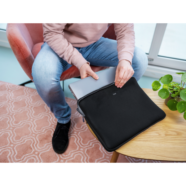 TRUST CUSTODIA/SLEEVE 15,6" MORBIDA PER LAPTOP/NOTEBOOK PRIMO - NERO [21248]