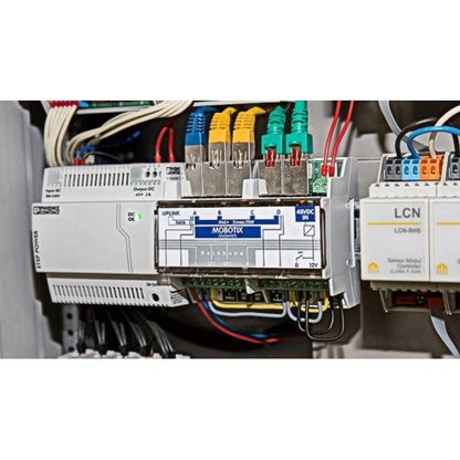 MOBOTIX MX-SWITCH1- PoE+ Switch for the top-hat rail, 5x RJ45 port with 100 MBit/s (1x uplink, 4x PoE+ with max. 75 W), Supply: 48 V DC, max. 75 W, MxBus, anti-theft protection - PROMO FINO AD ESAURIM [MX-SWITCH1]