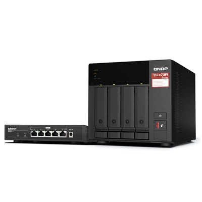 QNAP TS-473A + QSW-1105-5T Bundle Pack NAS Tower Ryzen Embedded V1500B 8 GB DDR4 0 TB QNAP Turbo System Nero [TS-473A-SW5T]