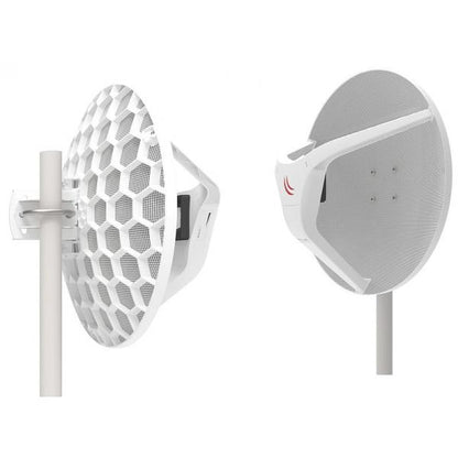 MikroTik, Wireless Wire Dish, Pair of preconfigured LHGG, 60ad devices for 60Ghz link (60GHz antenna, 802.11ad wireless, four core 716MHz CPU, 256MB RAM, 1x Gigabit LAN, RouterOS L3, POE, PSU) for 1G [RBLHGG-60adkit]