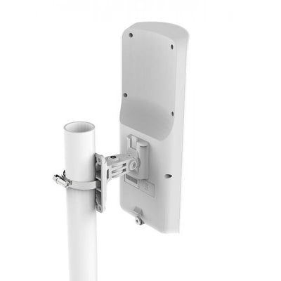 MikroTik, mANTBox 2 12s with 12dBi 120 degrees 2.4Ghz sector antenna, Dual Chain 802.11bgn wireless, 600MHz CPU, 64MB RAM, 1x Gigabit LAN, PSU, POE, pole mount, RouterOS L4 [RB911G-2HPnD-12S]