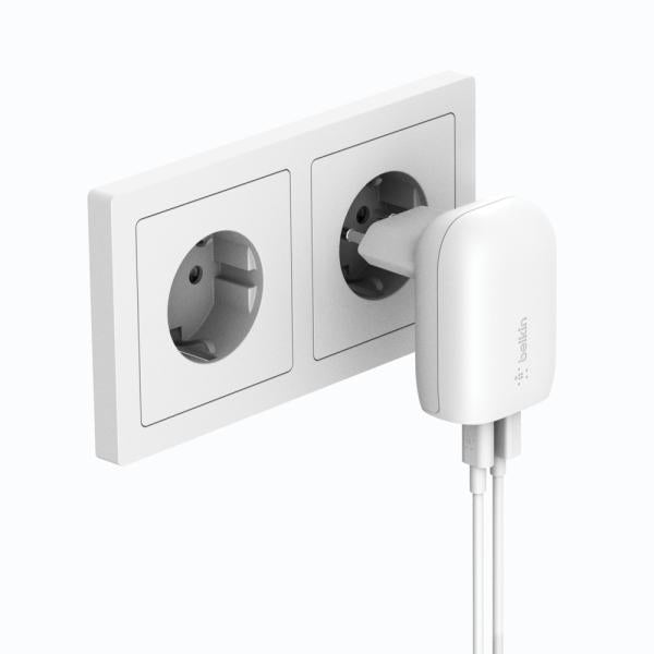 Belkin WCB007vfWH Smartphone, Tablet Bianco AC Ricarica rapida Interno [WCB007VFWH]