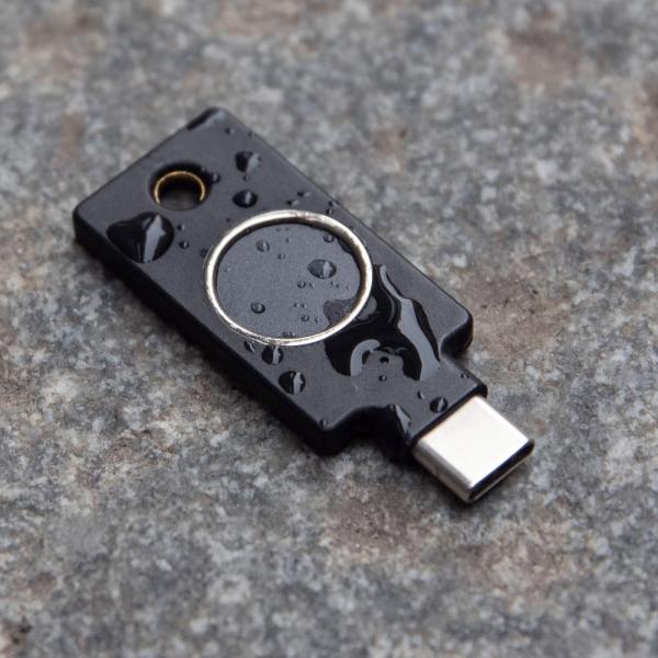 Yubico YubiKey C Bio FIDO USB-C [5060408464175]