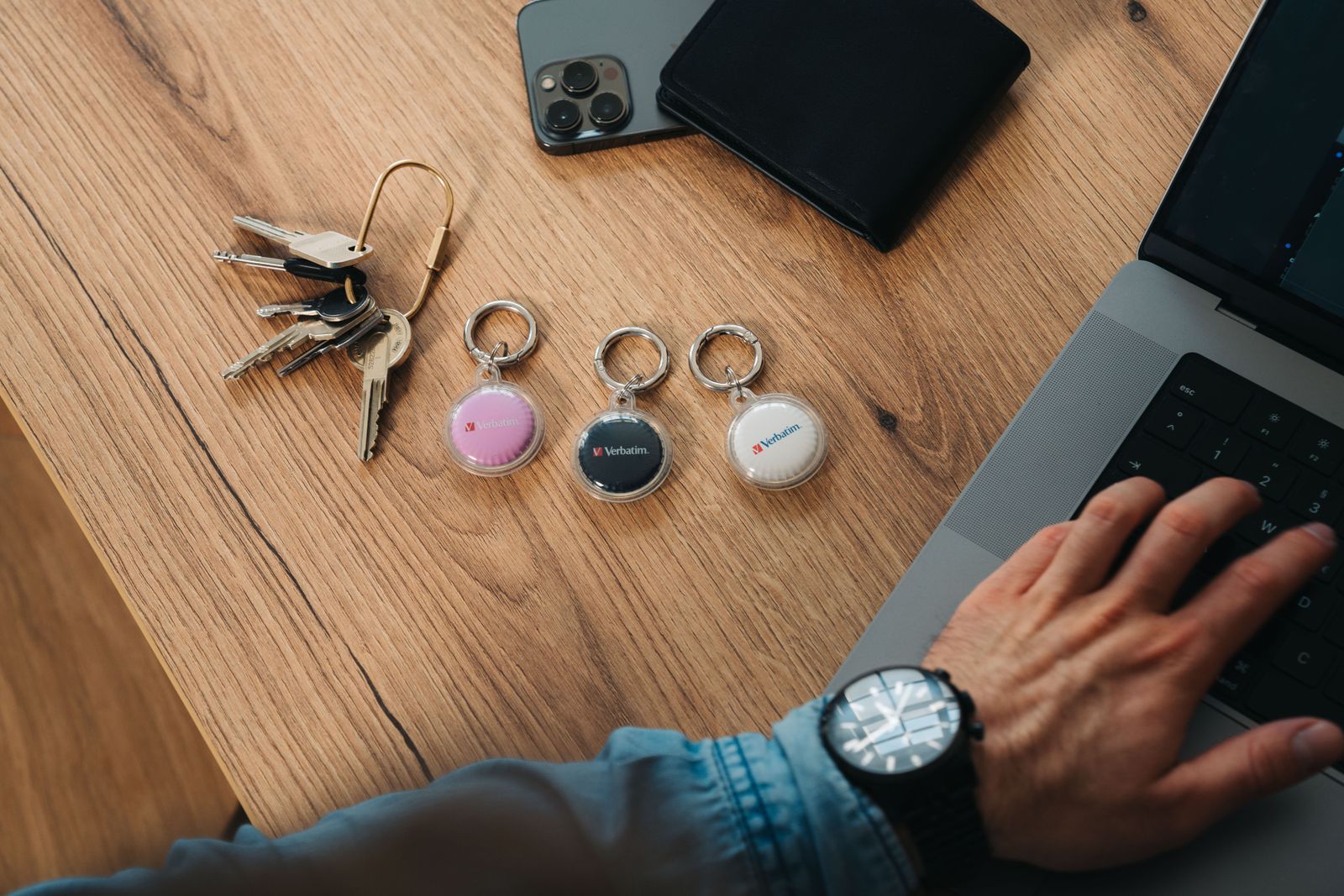 Verbatim 32135 localizzatore e cercatore GPS Personale Nero, Rosa, Bianco [32135]