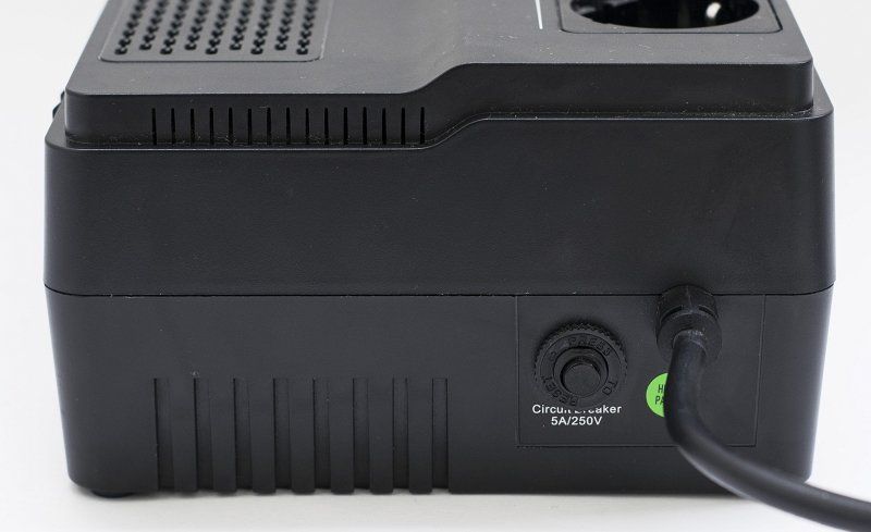 APC BV500I-GR gruppo di continuità (UPS) A linea interattiva 0,5 kVA 300 W 4 presa(e) AC [BV500I-GR]