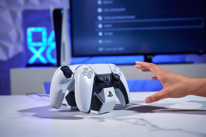 STAZIONE DI RICARICA DOPPIA PER CONTROLLER PS5 [1522855-02]