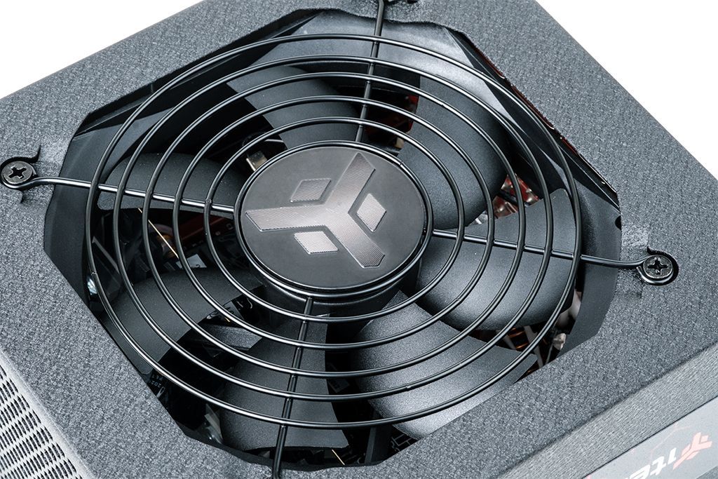 itek GF750 alimentatore per computer 750 W 24-pin ATX ATX Nero [ITPSEGF750]