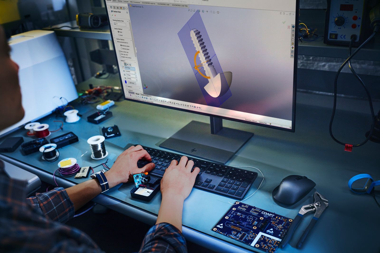 HP Z1 G9 Intel Core i7 i7-14700 32 GB DDR5-SDRAM 1 TB SSD NVIDIA GeForce RTX 4070 SUPER Windows 11 Pro Tower Stazione di lavoro Grafite [A40JDET#ABZ]