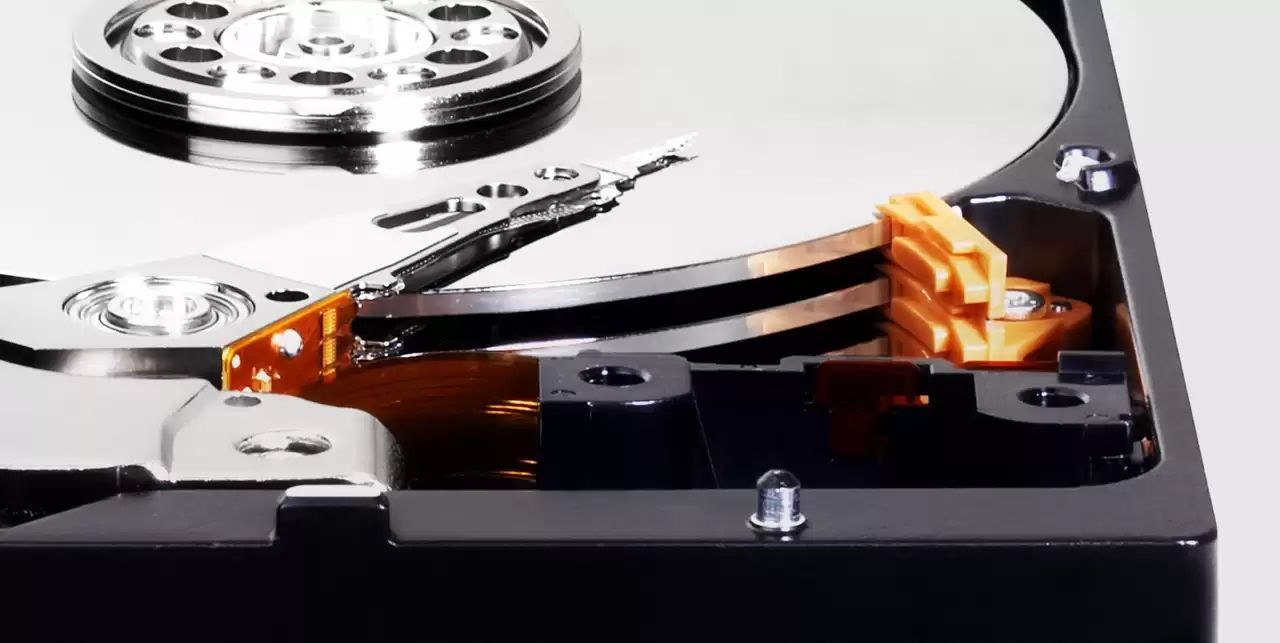 Western Digital Blue disco rigido interno 2 TB 7200 Giri/min 256 MB 3.5" SATA [WD20EZBX]