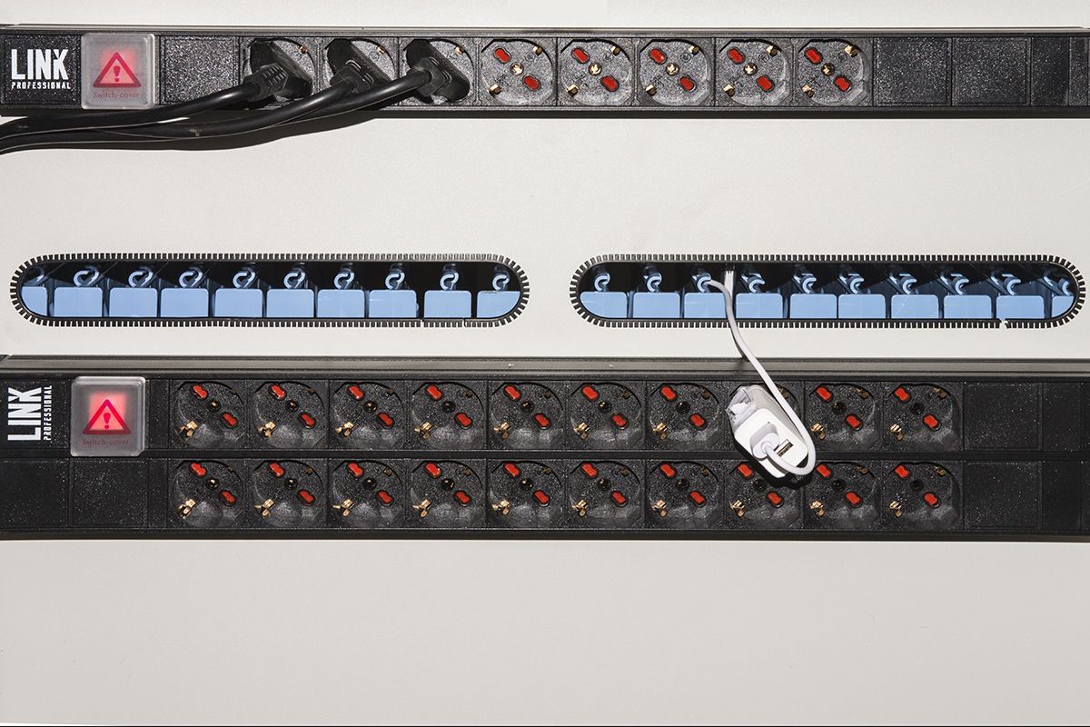 Link Accessori LKSCA40 portable device management cart& cabinet Carrello per la gestione dei dispositivi portatili Nero, Grigio [LKSCA40]