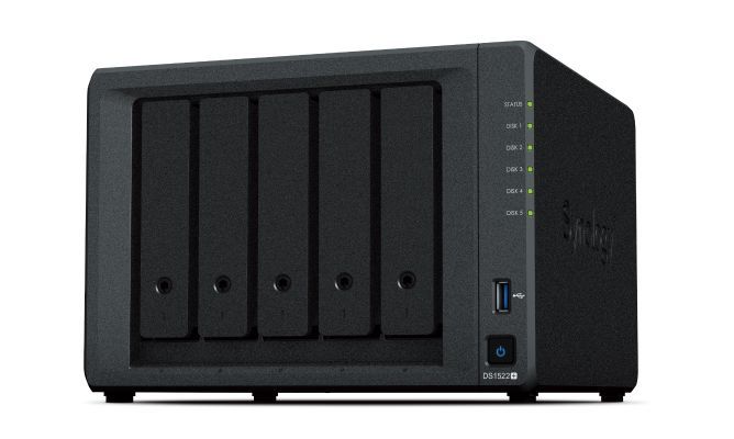 Synology DiskStation DS1522+ server NAS e di archiviazione Tower Collegamento ethernet LAN Nero R1600 [DS1522+]
