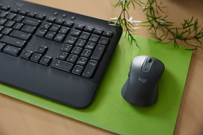 Logitech Signature MK650 Combo for Business tastiera Mouse incluso Ufficio Bluetooth QWERTY Italiano Grafite [920-010996]