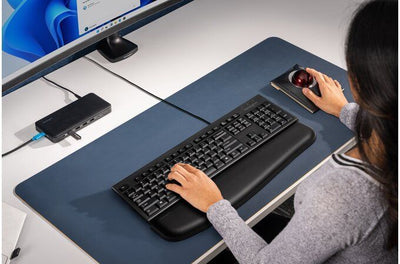 Kensington KB100 EQ tastiera Casa/ufficio USB QWERTY Italiano Nero [K63727IT]