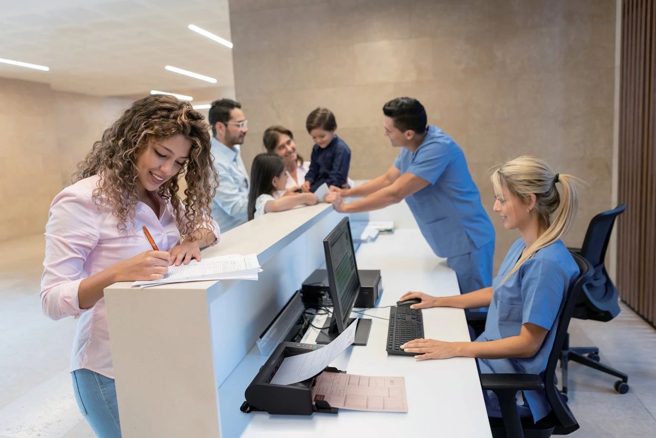 Canon imageFORMULA DR-M140II Scanner con ADF + alimentatore di fogli 600 x 600 DPI A4 Nero [6050C003]