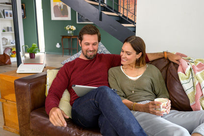 FRITZ!Box Box 6890 LTE router wireless Gigabit Ethernet Dual-band (2.4 GHz/5 GHz) 4G Rosso, Bianco [20002818]