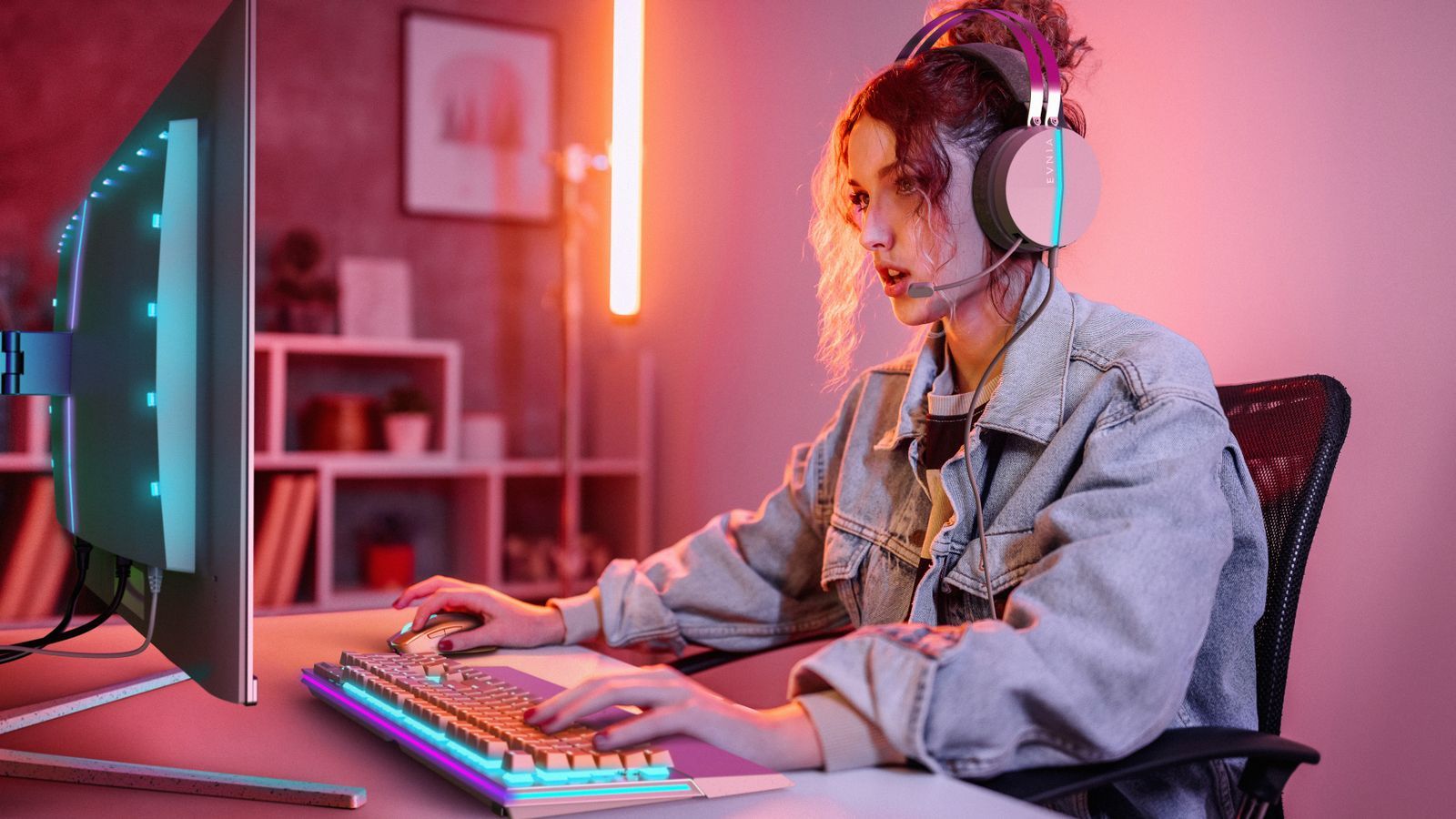 Philips Evnia 8000 32M2N8900/00 Monitor PC 80 cm (31.5") 3840 x 2160 Pixel 4K Ultra HD QD-OLED Bianco [32M2N8900/00]