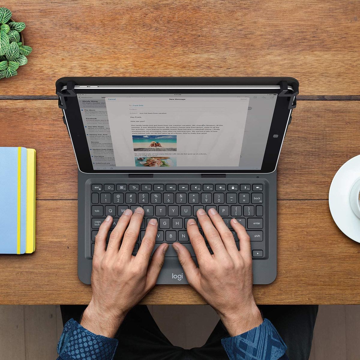 Logitech Universal Folio cover con tsatiere per tablet (universale 9/10") [920-008335]