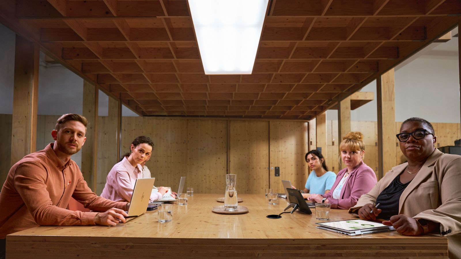 HP EliteBook 640 14 inch G11 Notebook PC Intel Core Ultra 7 155U Computer portatile 35,6 cm (14") WUXGA 16 GB DDR5-SDRAM 512 GB SSD Wi-Fi 6E (802.11ax) Windows 11 Pro Argento [A37DLET#ABZ]