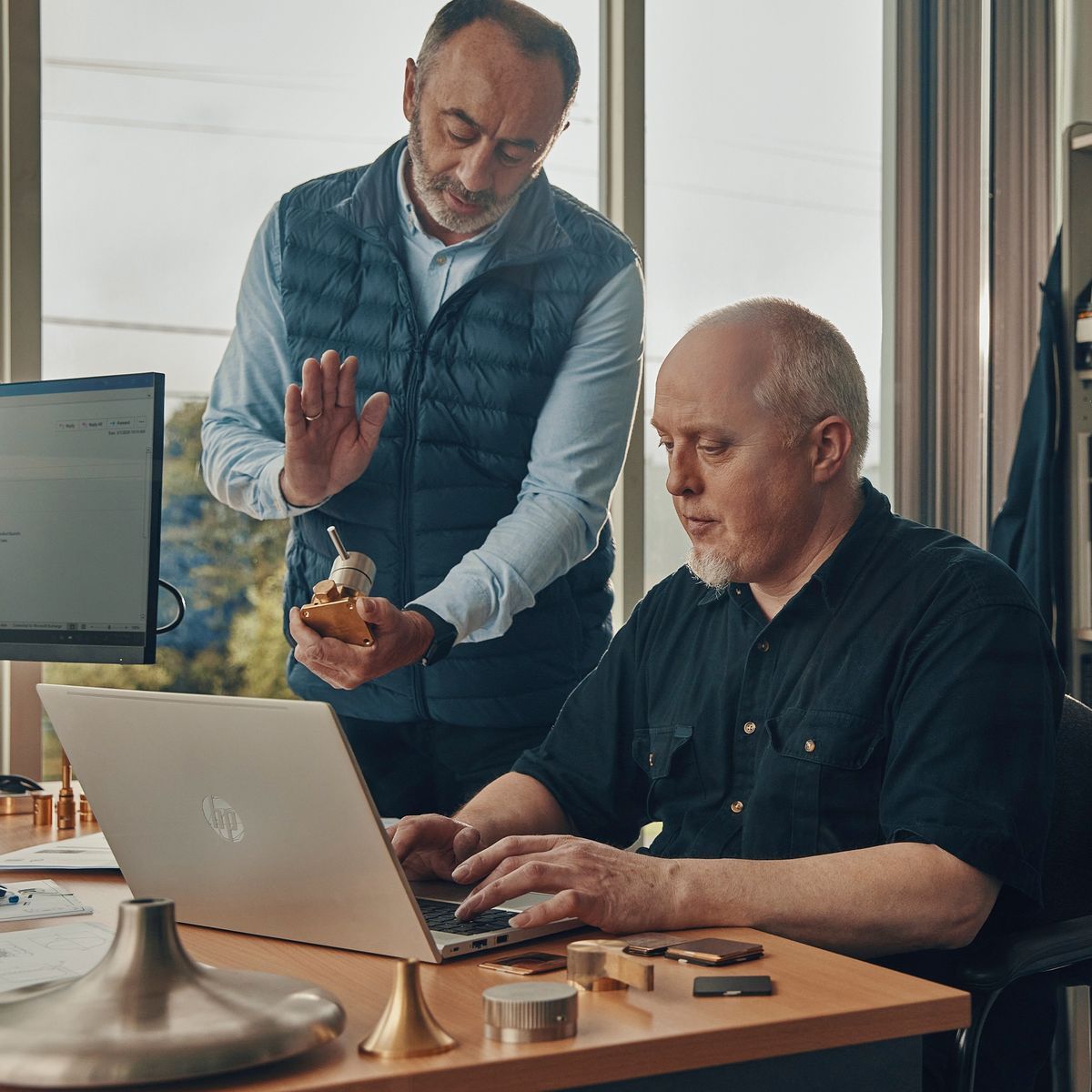 HP ProBook 455 G10 AMD Ryzen 7 7730U Computer portatile 39,6 cm (15.6") Full HD 16 GB DDR4-SDRAM 512 GB SSD Wi-Fi 6E (802.11ax) Windows 11 Pro Argento [B39RVAT#ABZ]