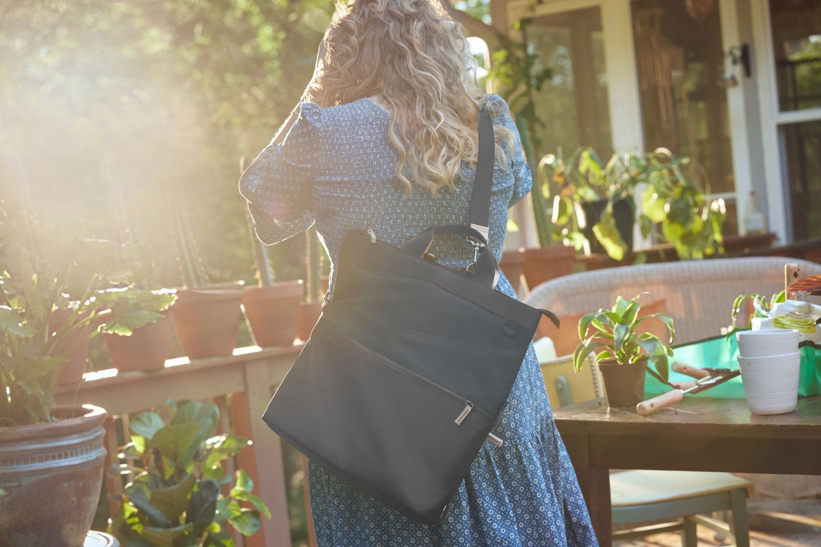 HP Borsa-zaino 14'' Convertible Laptop Backpack Tote [9C2H1AA]