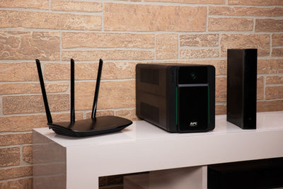 APC Easy UPS gruppo di continuità (UPS) A linea interattiva 2,2 kVA 1200 W 6 presa(e) AC [BVX2200LI]