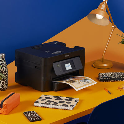 Epson WorkForce Pro Multifunzione inkjet wireless A4 WF-3820DWF con inchiostro gratuito per 6 mesi* e abbonamento ReadyPrint* [C11CJ07403]