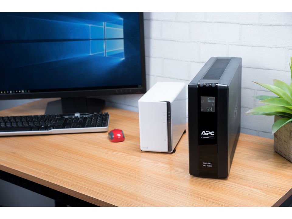 APC BR1300MI gruppo di continuità (UPS) A linea interattiva 1,3 kVA 780 W 8 presa(e) AC [BR1300MI]