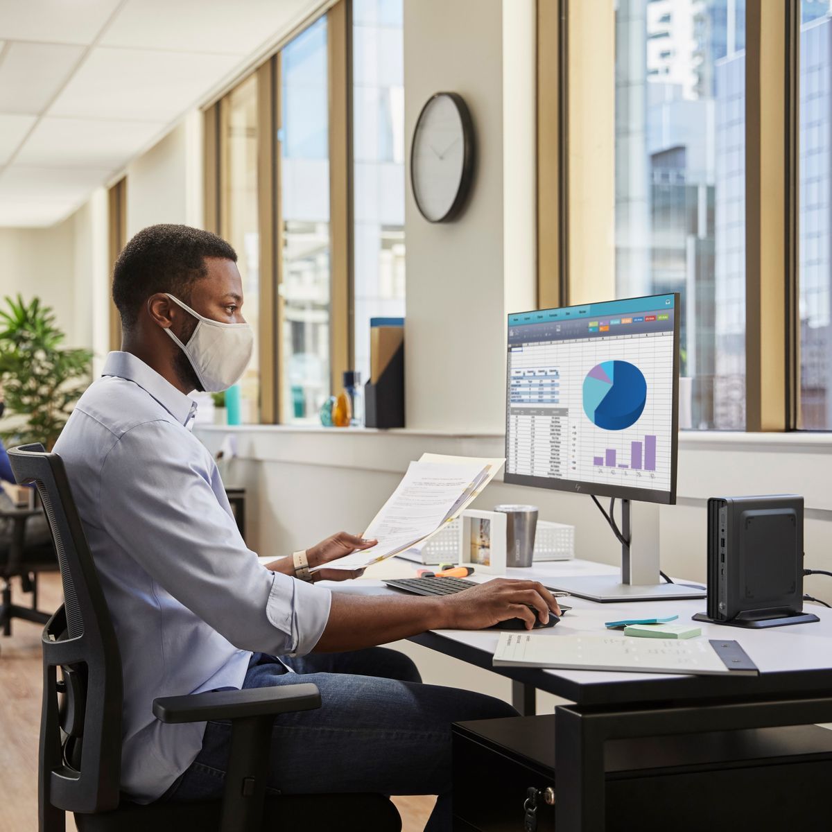 HP Pro 400 G9 Intel Core i5 i5-12500T 16 GB DDR4-SDRAM 512 GB SSD Windows 11 Pro Mini PC Nero [9M9E3AT#ABZ]